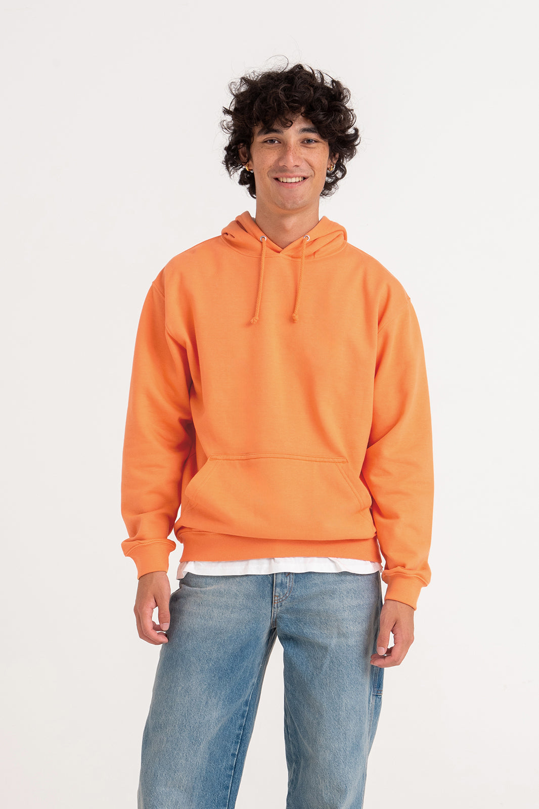 HOODIE HUPPARI – 102 väriä